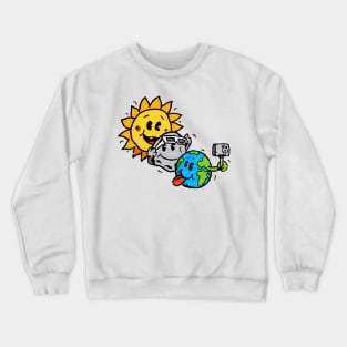 Slefie Earth Moon Sun Funny Total Solar Eclipse 2024 GIft For Boys Girls kids Crewneck Sweatshirt